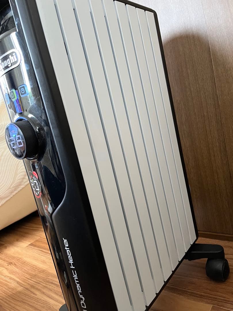 デロンギ　マルチダイナミックヒーター オイルヒーター　MDHS12-BK