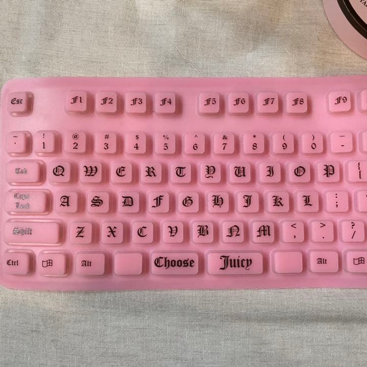 新品未使用！JuicyCouture フレキシブルキーボード　ピンク　箱付き