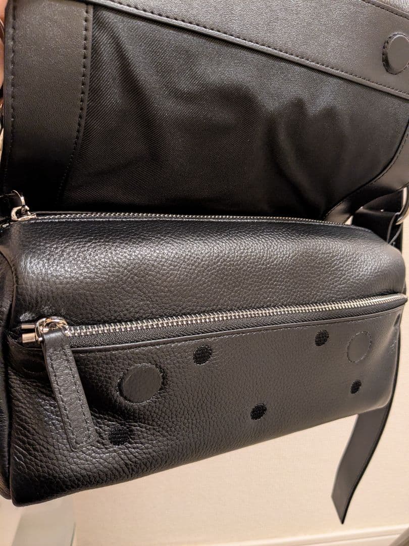 BEARDSLEY ビアズリー 牛革 ボディバッグ ドット ショルダー レザー