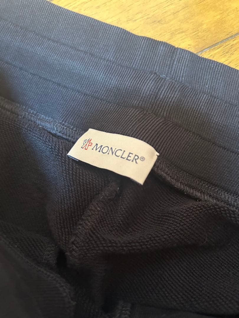 モンクレ　カラーブロックジョガーパンツ　ブラック