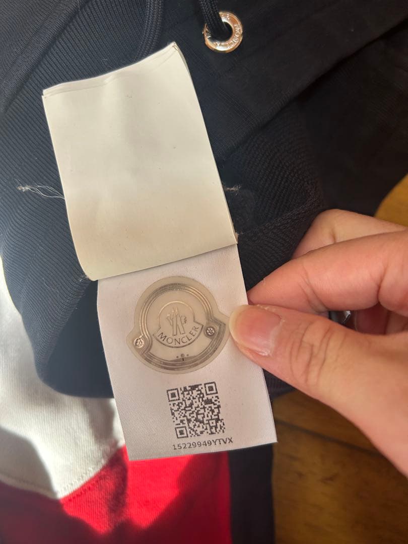 モンクレ　カラーブロックジョガーパンツ　ブラック