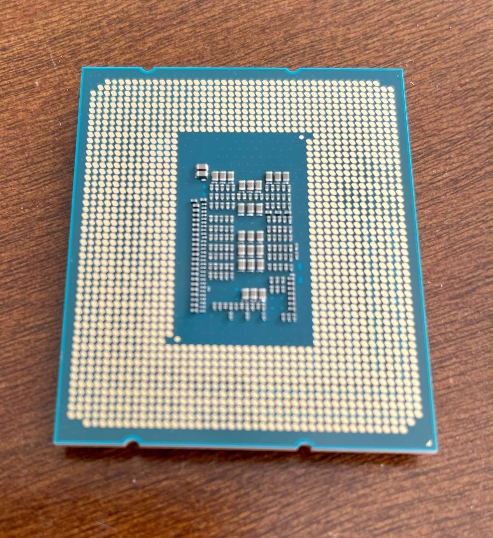 中古 インテル Core i5-12400F LGA1700 クーラー、保証書付