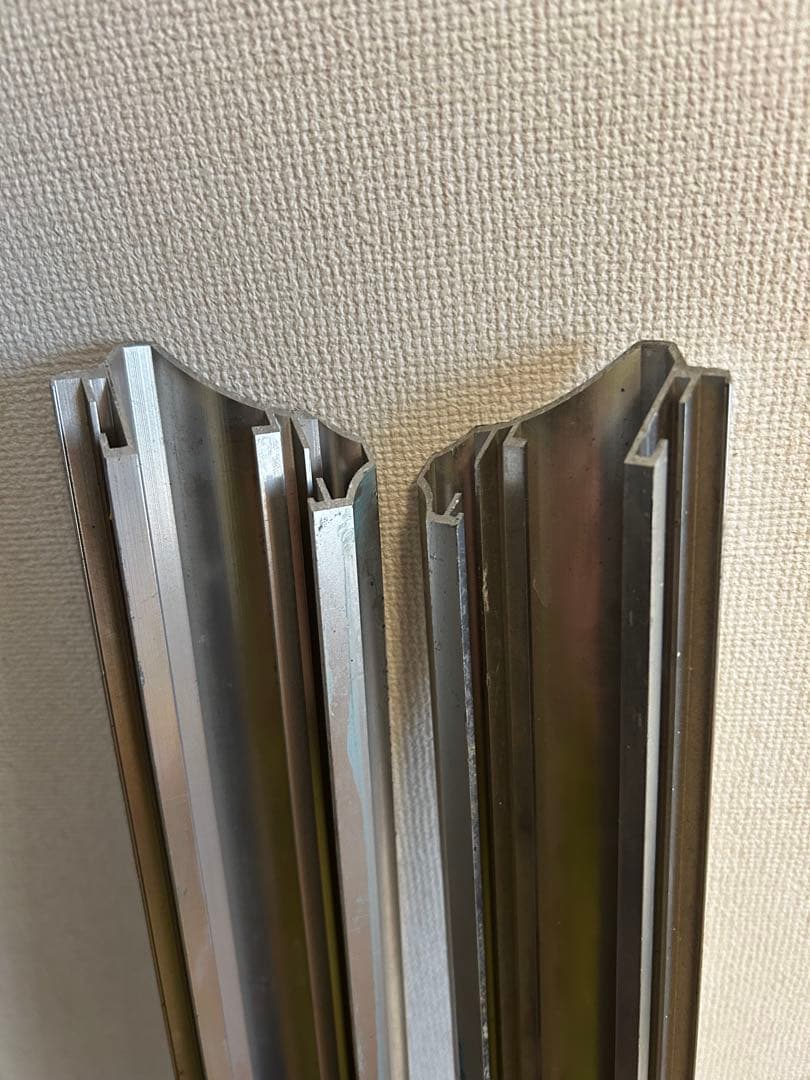 油彩画用キャンバス　仮枠　 アルミフレームシルバー　F100号用