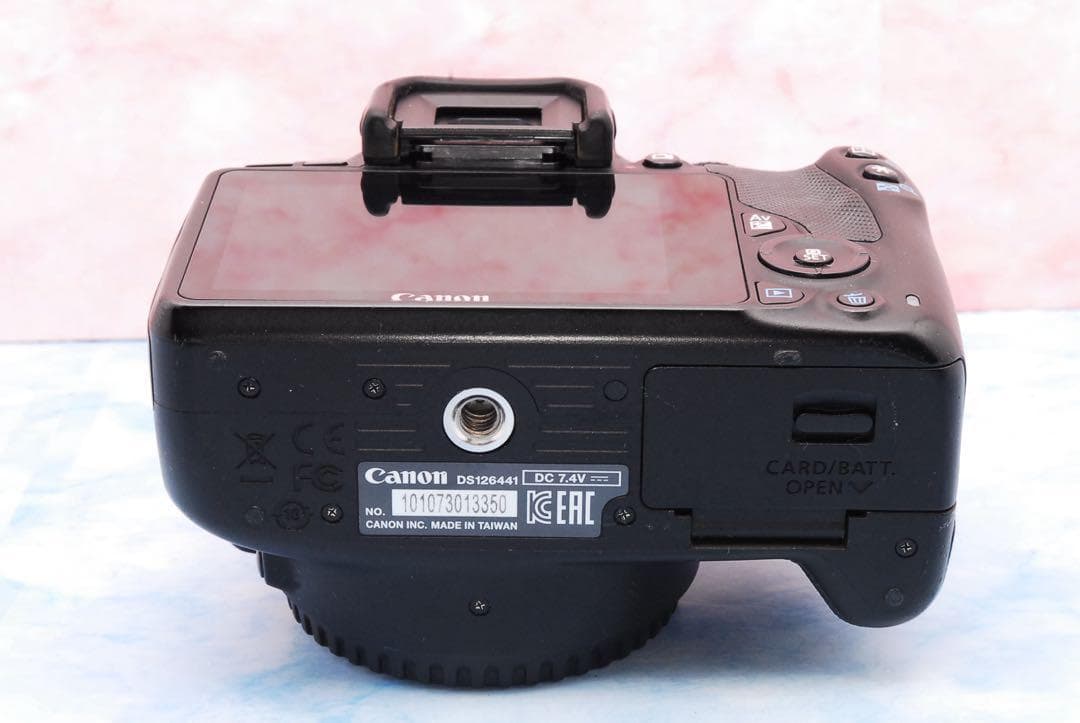 キャノン Kiss X7☆高性能STM＆超望遠☆一眼レフカメラ☆バッグ付