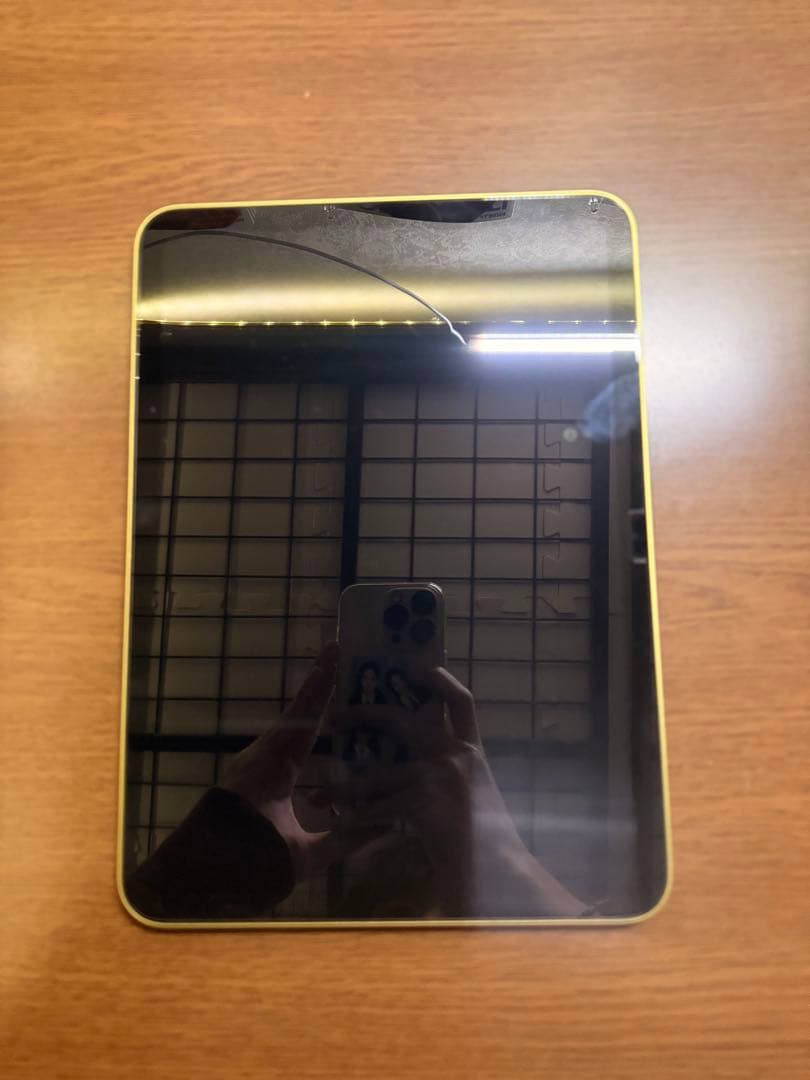 最終値下げ iPad 第10世代 64GB Wi-Fi 美品 バッテリー100%