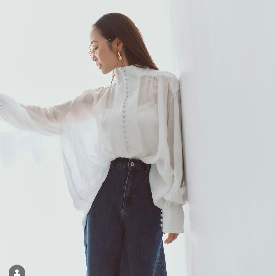 新品✨＜神崎恵さんコラボ＞タックボリュームブラウス カデュネ　CADUNE 36