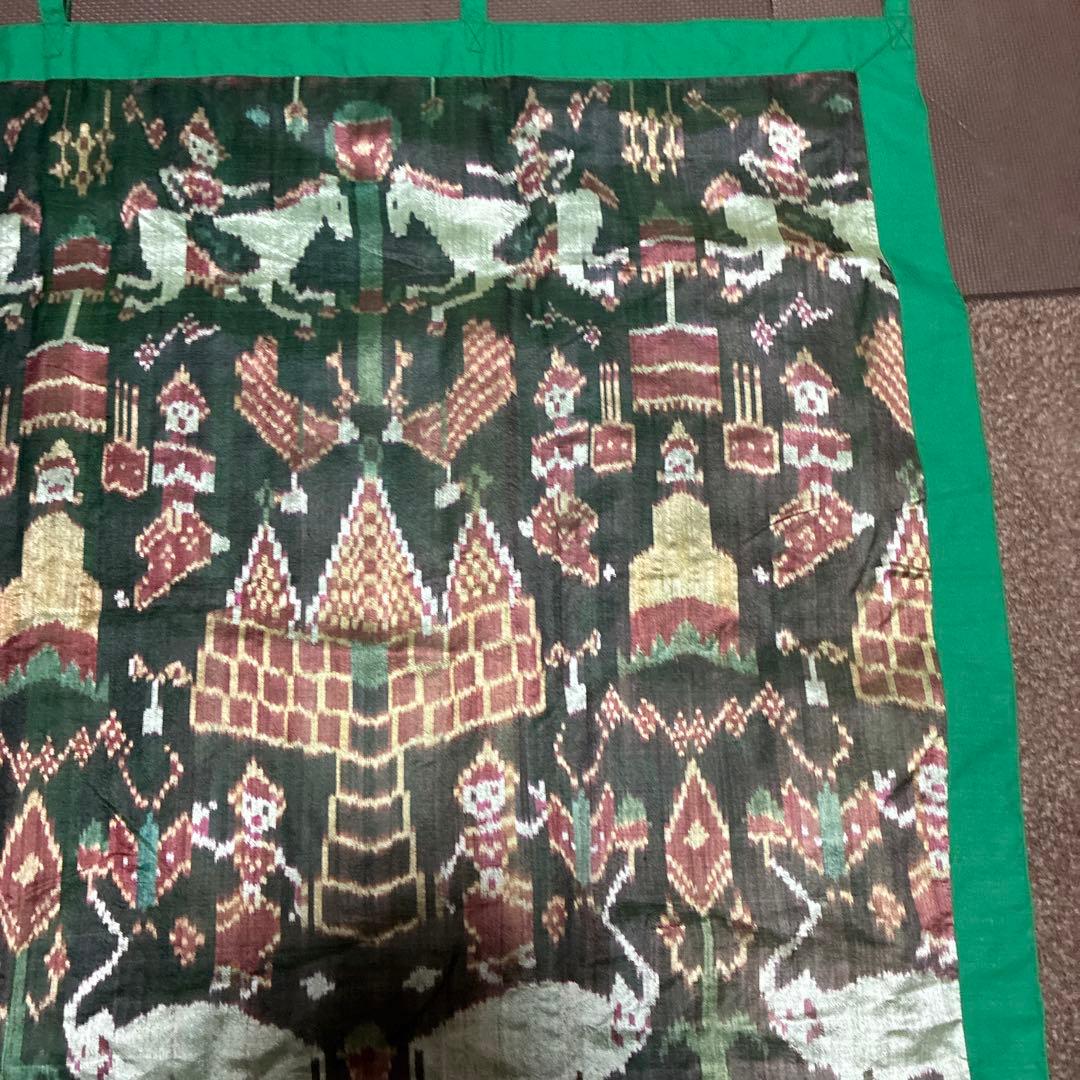 インドネシア領のイカット、織物タペストリー、装飾壁掛け大型約130x98