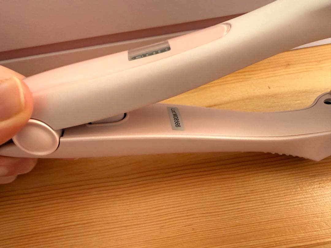 美品 シルクプロアイロン ラディアント 28mm 限定カラー（ピンク）