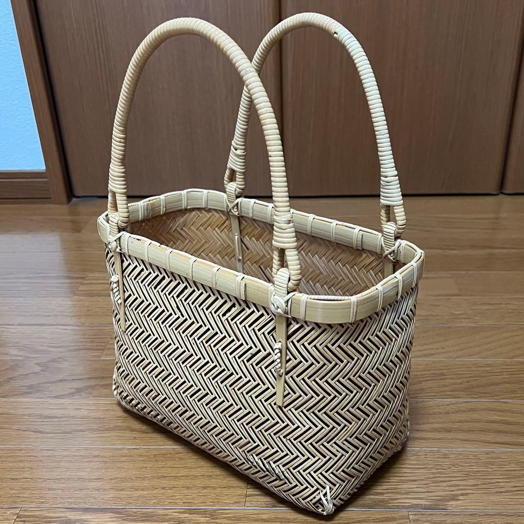 美しい編目の竹細工 ハンドバッグ
