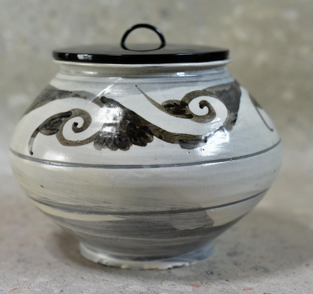 値下げ、高麗焼、一玉作　粉青砂器唐草紋水指【極上品】お茶道具/共箱