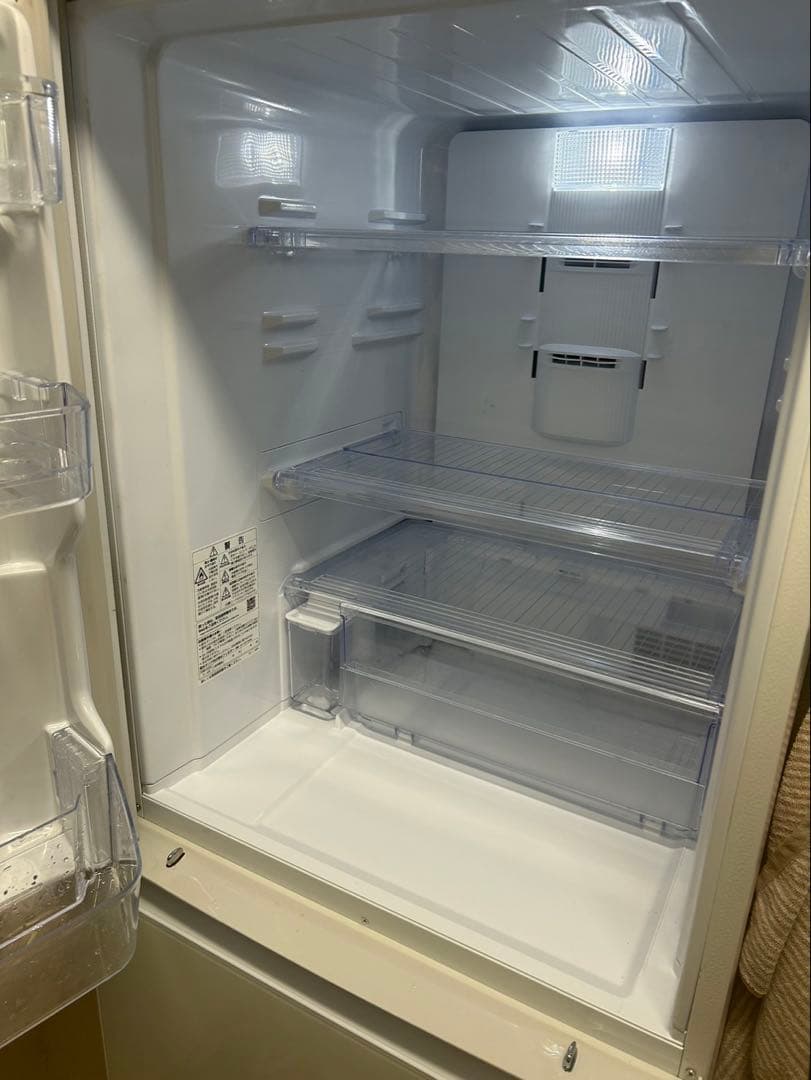 シャーププラズマクラスター冷蔵庫350Ｌ　SJ-GE35 G-W