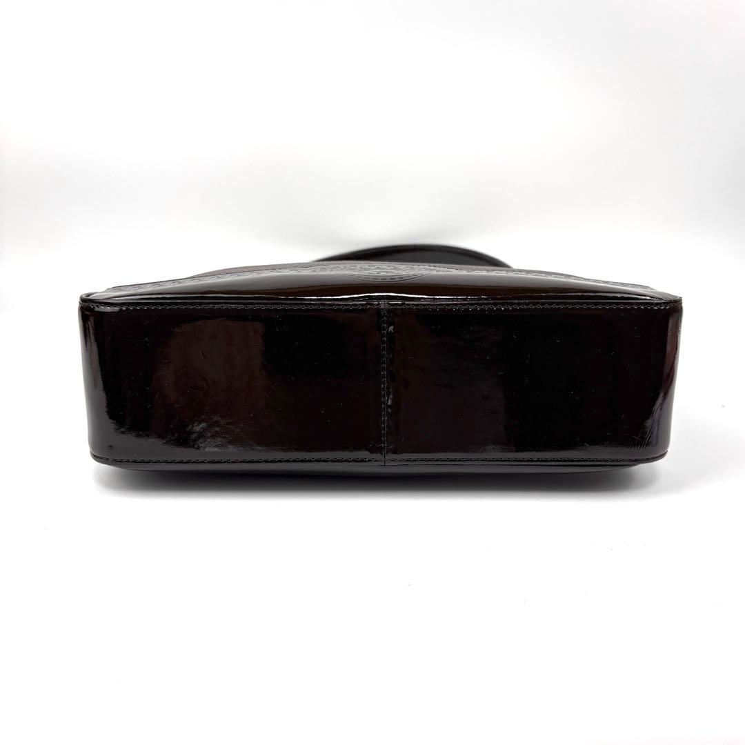 ジャンニヴェルサーチ　ワンショルダーバッグ　ハンドバッグ　メデューサ　レザー