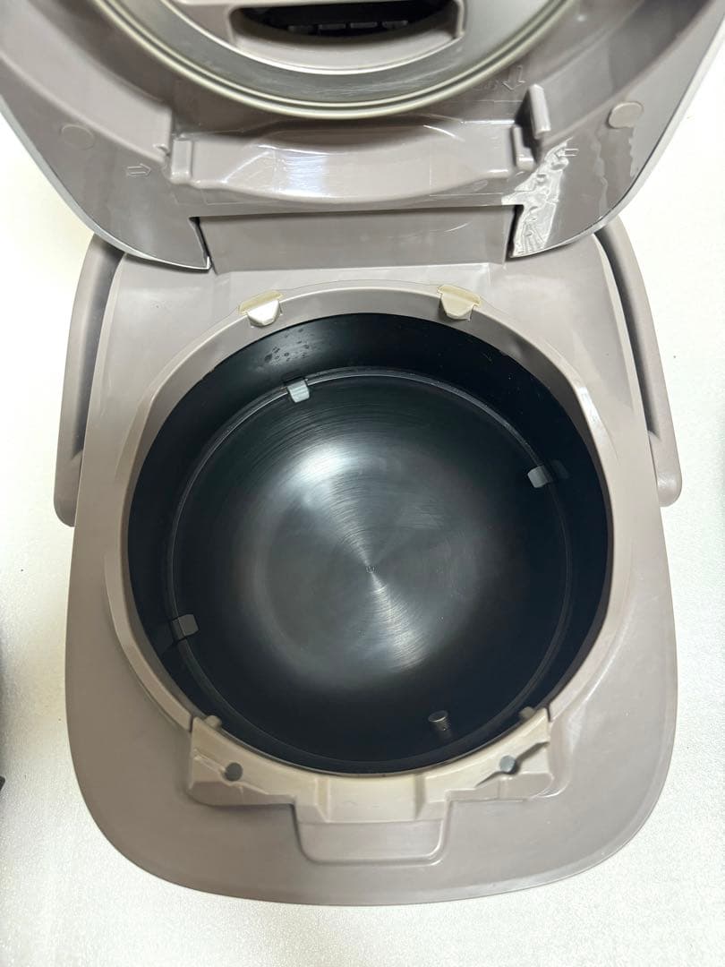 象印 炎舞炊き 圧力IH炊飯ジャーNW-PT10動作保証