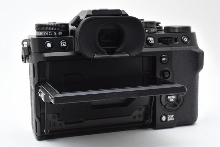 15529AE ★ほぼ新品★保証付 FUJIFILM X-T5 富士フィルム