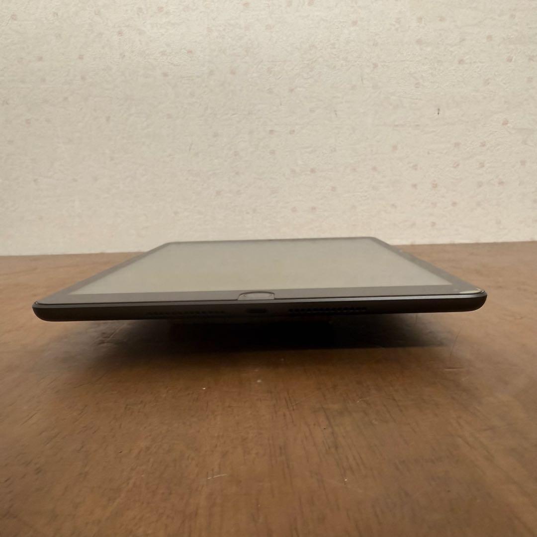 ● 美品 iPad 第9世代 64GB MK2K3J/A バッテリー100％