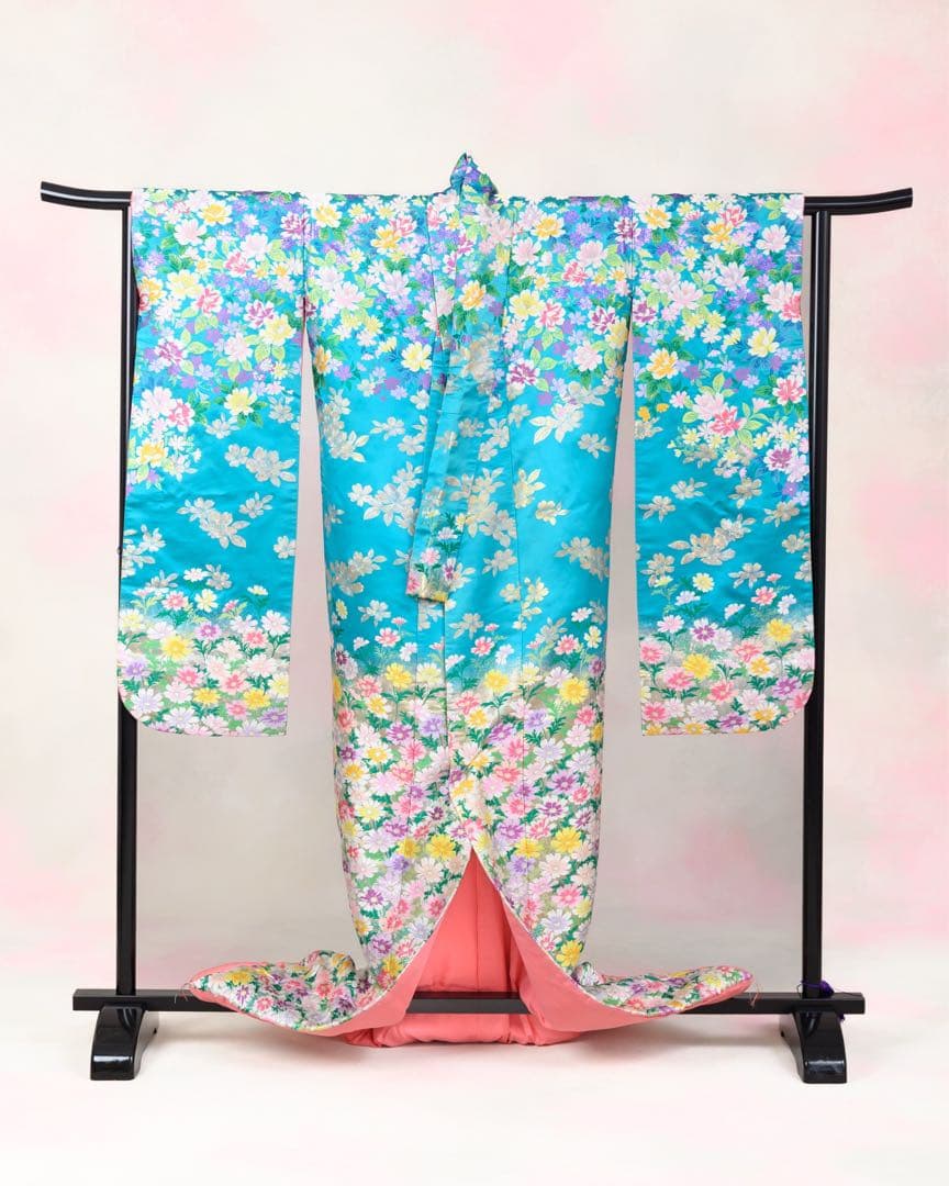 色打掛　⑥ 専用箱付き