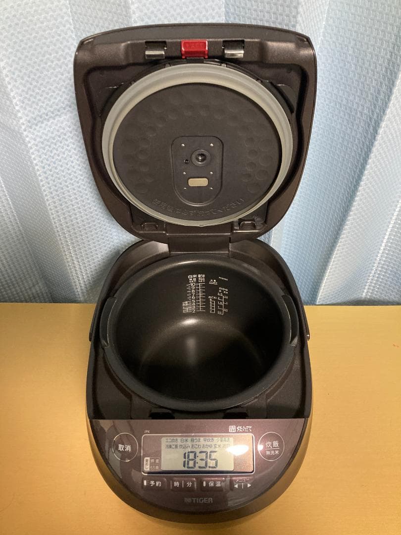 JPK-B180 TIGER 圧力 IH 炊飯器 ジャー 2021年製　1,8L