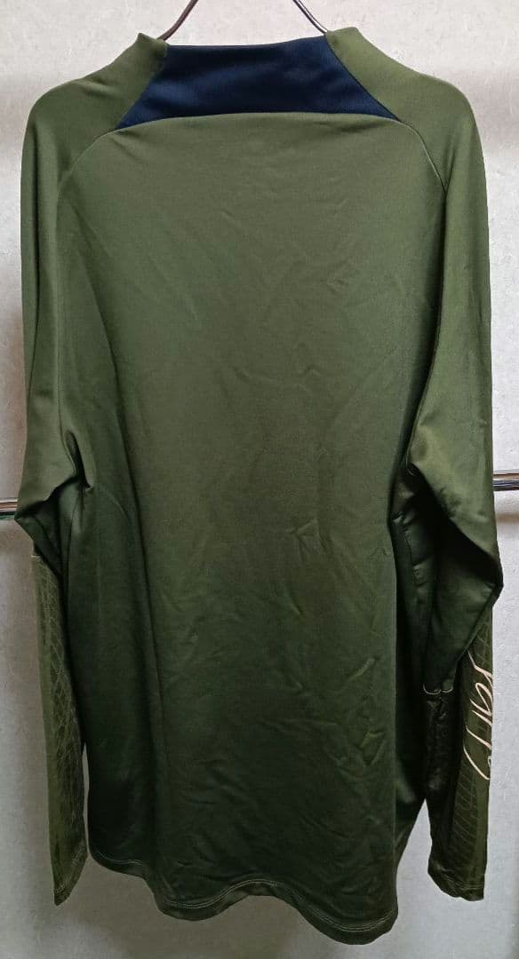 パリサンジェルマン 23-24 4thストライクドリルトップ／L／カーキグリーン