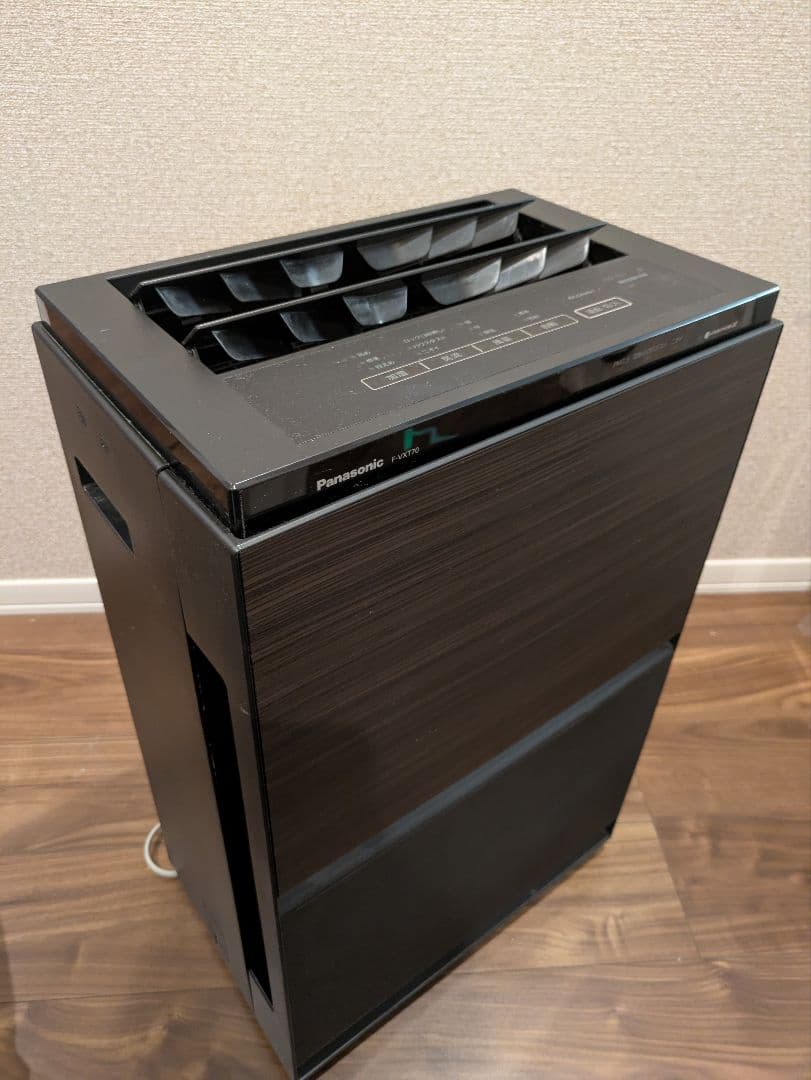 【美品】31畳用Panasonic 空気清浄機 木目調 ブラック F-VXT70