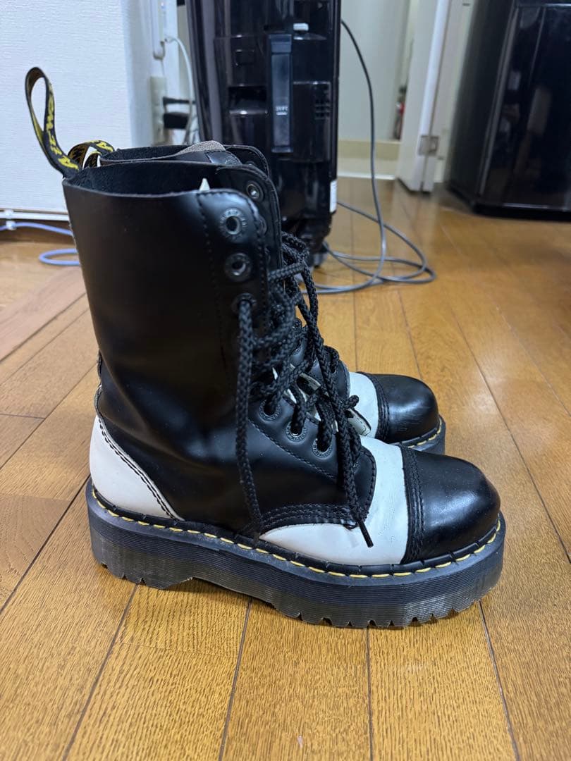Dr.Martens クレイジーボム UK6