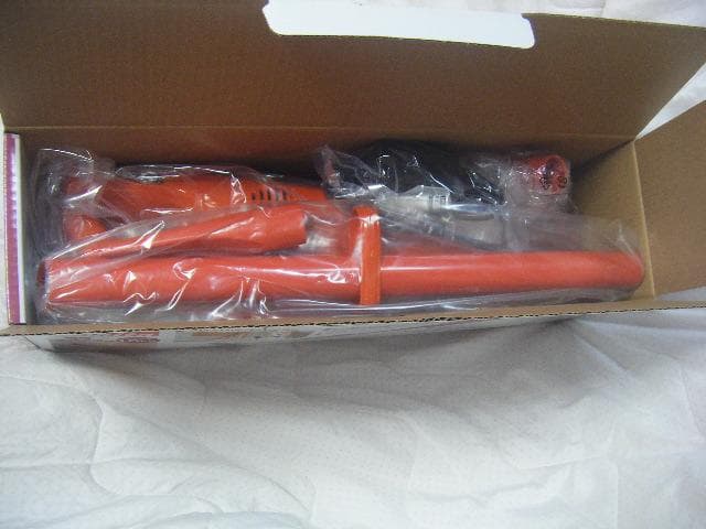 Makita 充電式クリーナ CL115FDWR 未使用品・画像で判断下さい