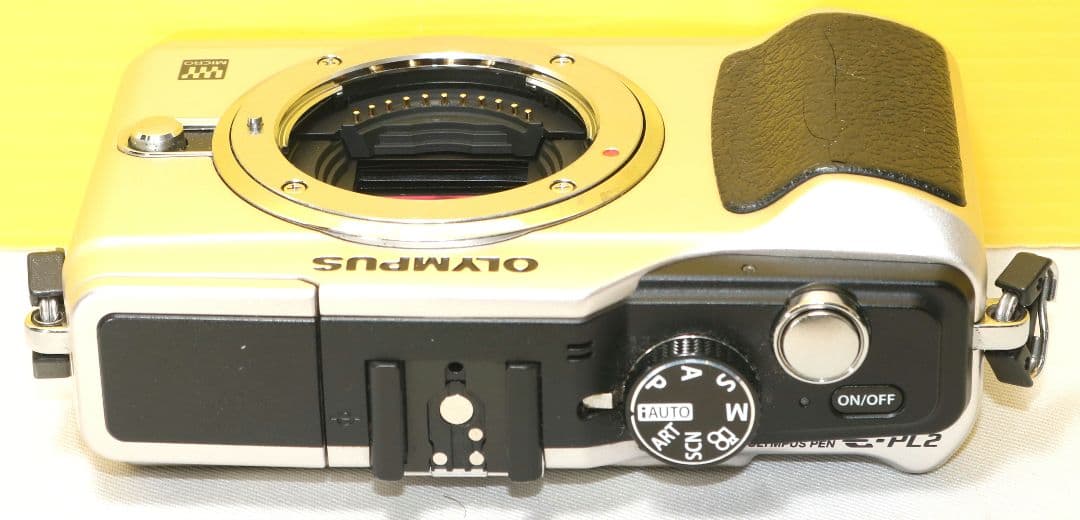 ⭐オリンパス E PL 2 ボディ 送料無料⭐シルバーゴールド❤️