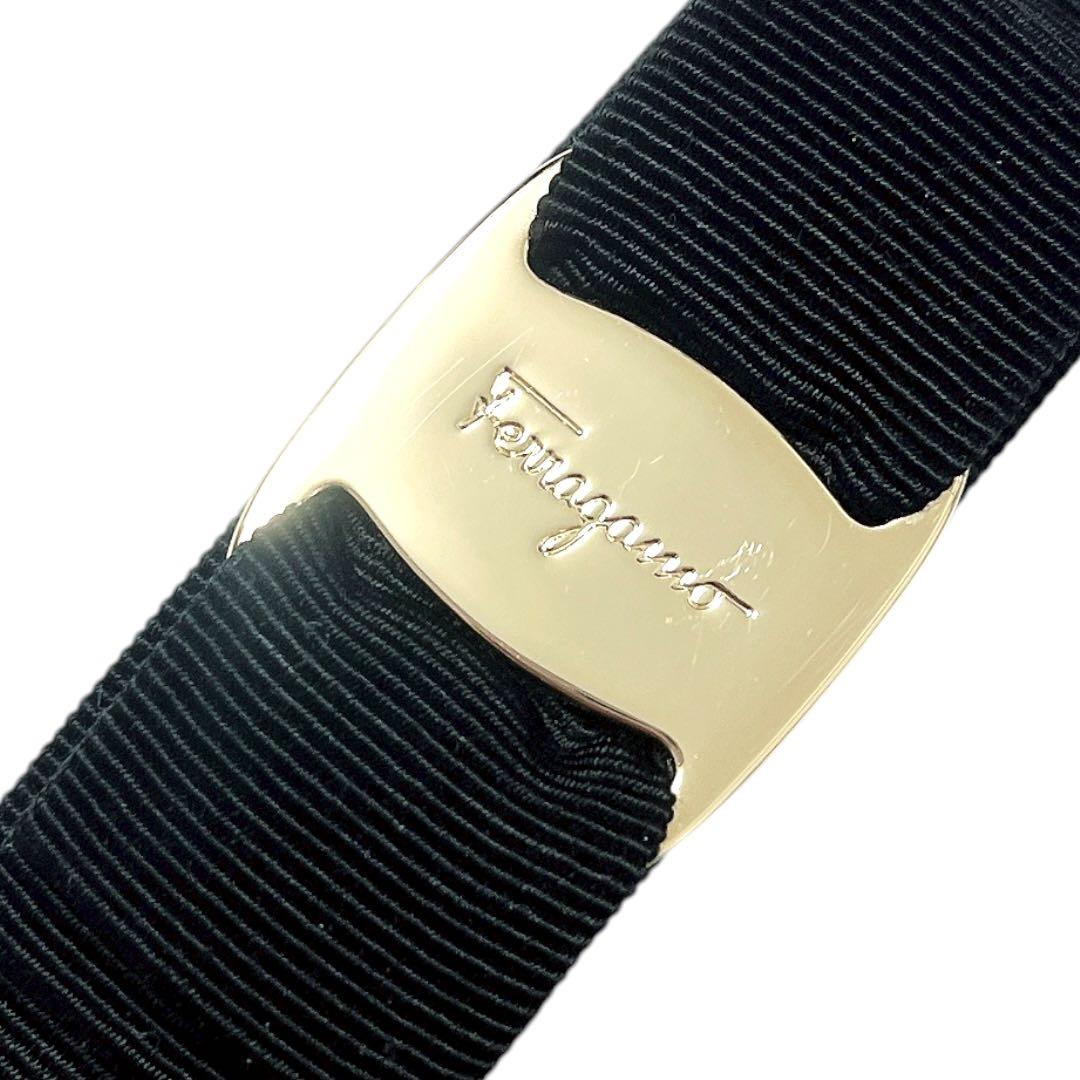 【極美品】フェラガモ バレッタ ヴァラリボン ブラック グログラン ゴールド金具