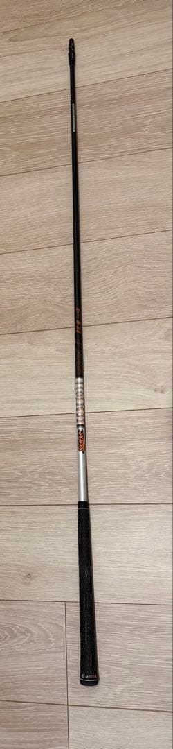 TOUR AD IZ 6S テーラーメイド　ドライバー用シャフト