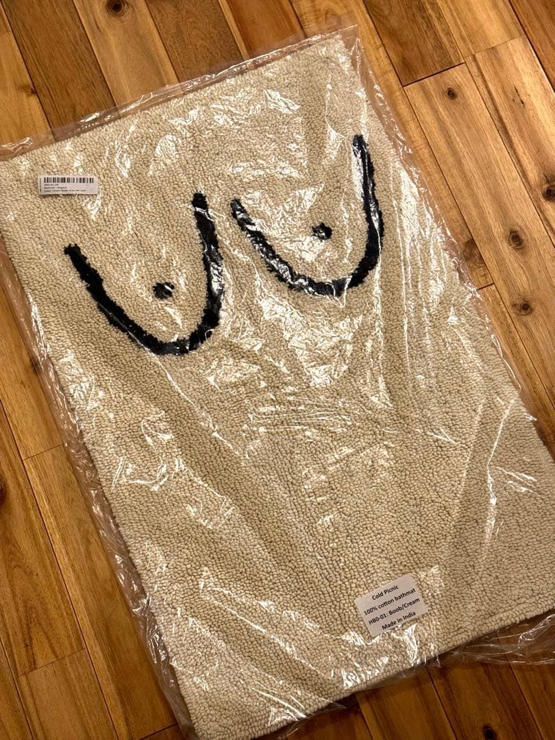 【即発】Cold Picnic おっぱい バスマット クリーム