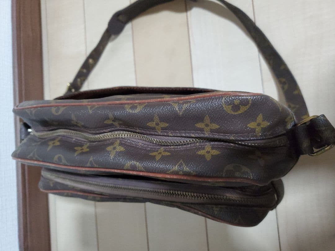 Louis Vuitton モノグラム レポーター ショルダーバッグ