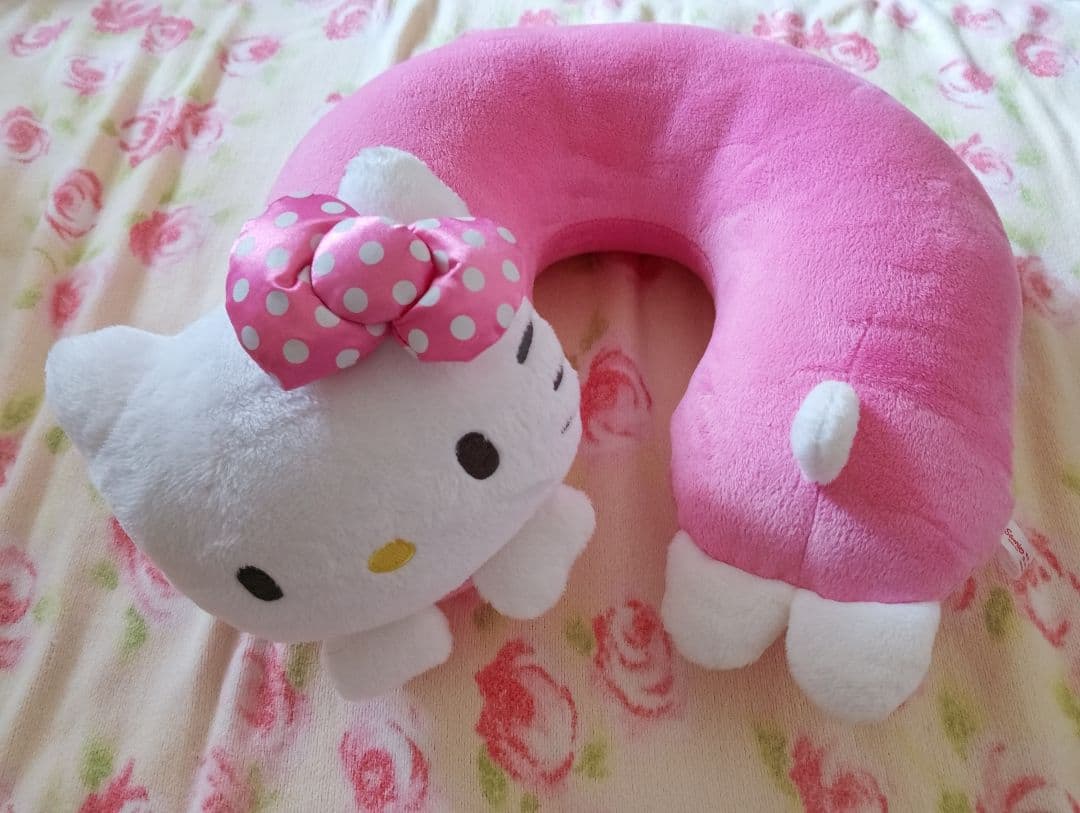 サンリオキャラクターズ ハローキティ 低反発 ネックピロー 旅行 快適 グッズ