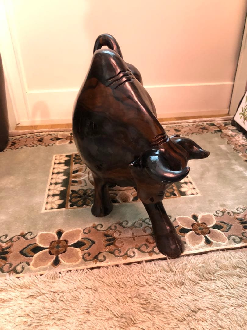雄牛像 木製 置物 約33cm 約5.7kg