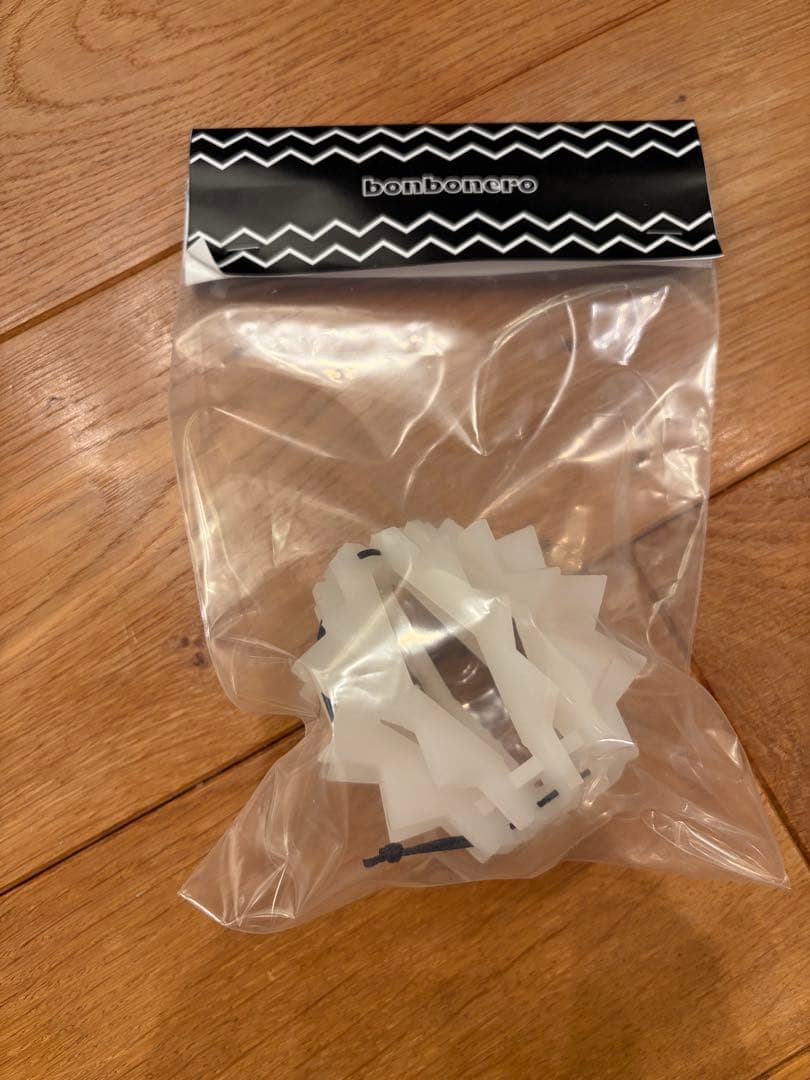 新作 bonbonero ボンボネロ ミニボン 蓄光　ブルー