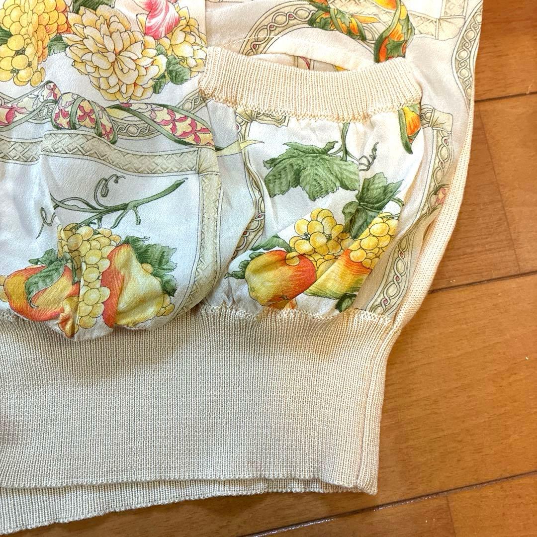 値下げ中！　フェラガモ　カーディガン