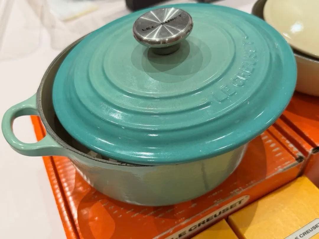 ル・クルーゼ　LE CREUSET 鍋とハート皿、ココット6点セット