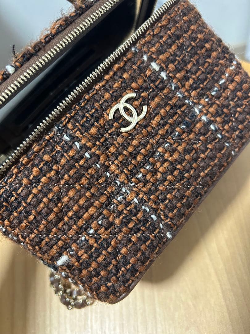 シャネル　チェーンクラッチ　バニティ