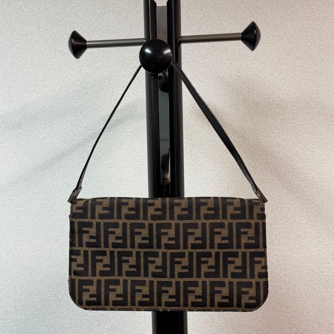 フェンディ マンマバケット　ズッカ　ワンショルダーバッグ