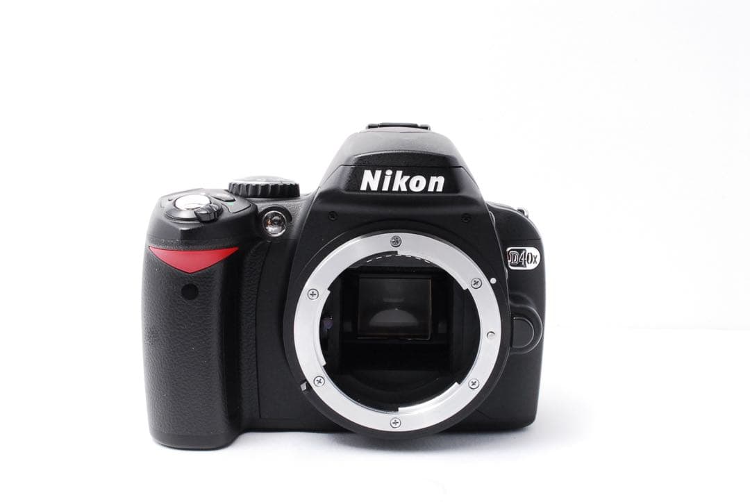 コスパ最強機種❤️Nikon D40X ❤️小型軽量✨一眼レフカメラ