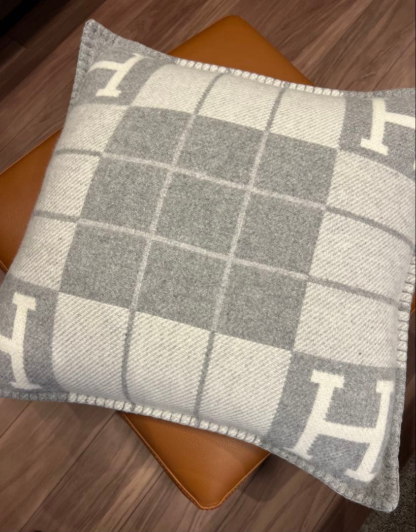 【新品未使用】HERMES アヴァロン　クッション