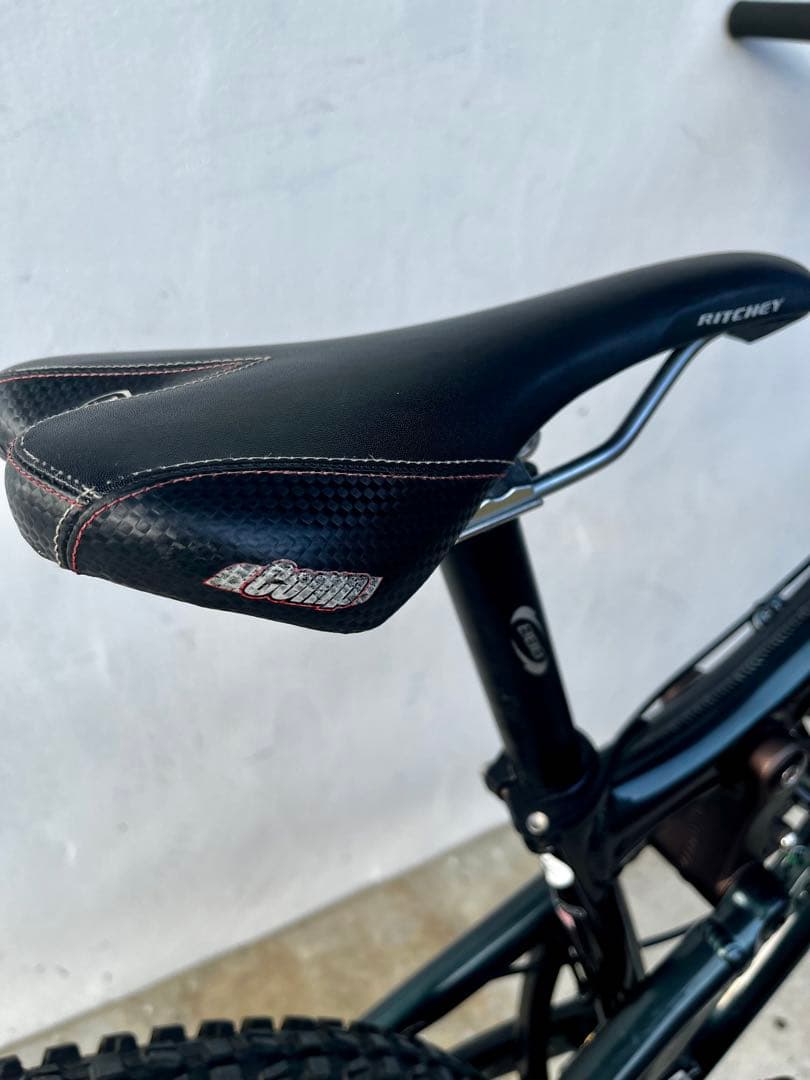 santa cruz nomad サンタクルーズ　ノマド