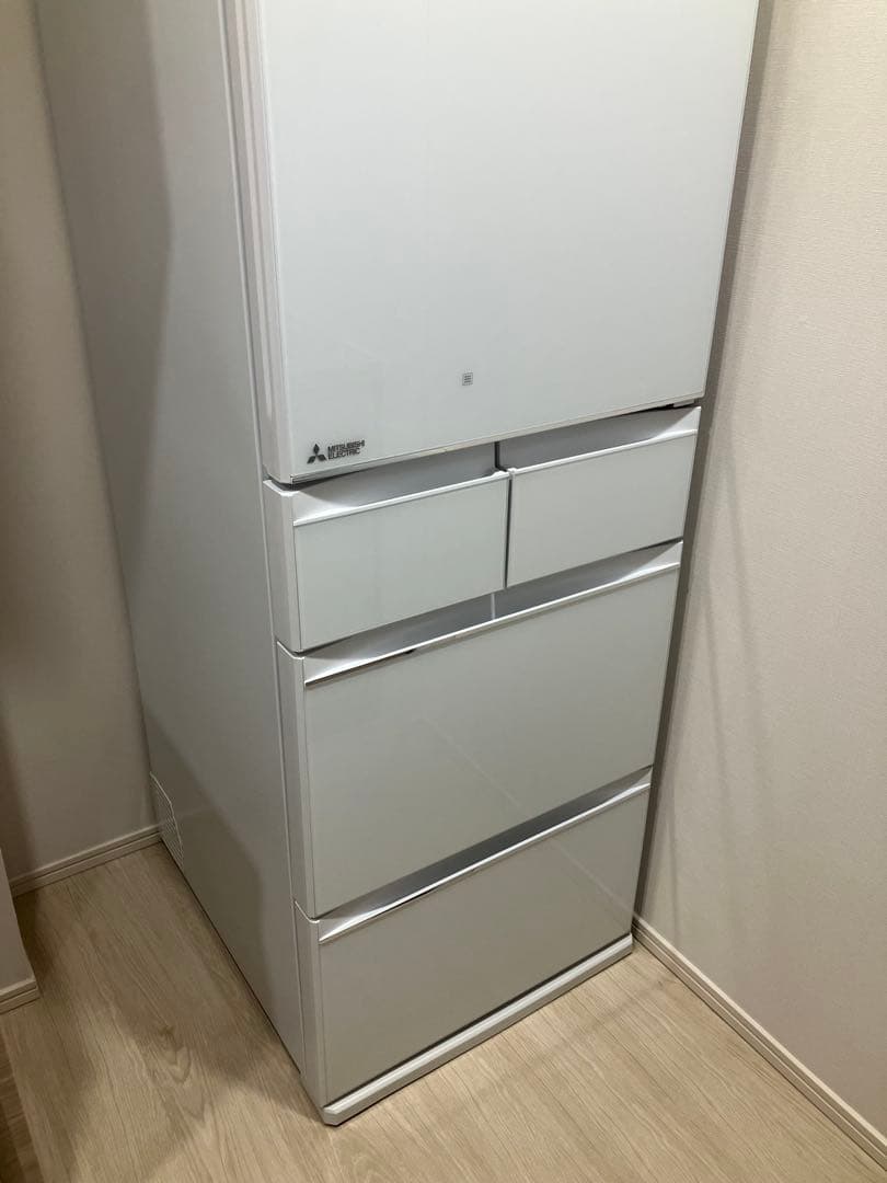 【美品】三菱電機 省エネ 4ドア冷蔵庫 ホワイト