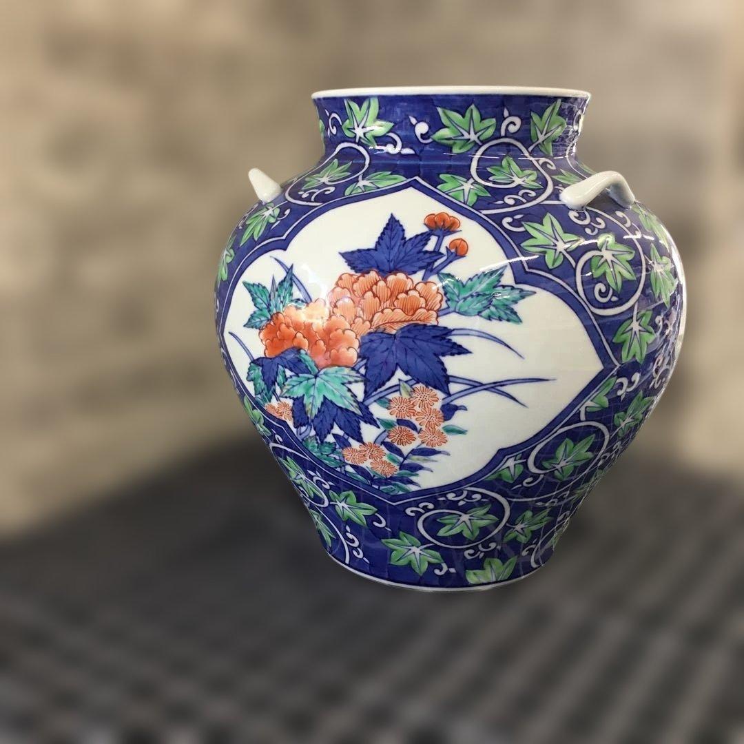 有田焼　金照堂　美術陶磁器　花柄陶器花瓶 中型　花器