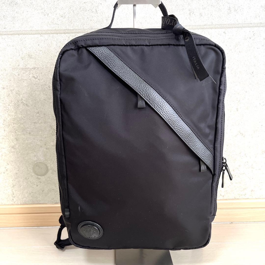 美品　オロビアンコ　リュック　バッグパック　A4 ビジネス　黒　ナイロン　レザー