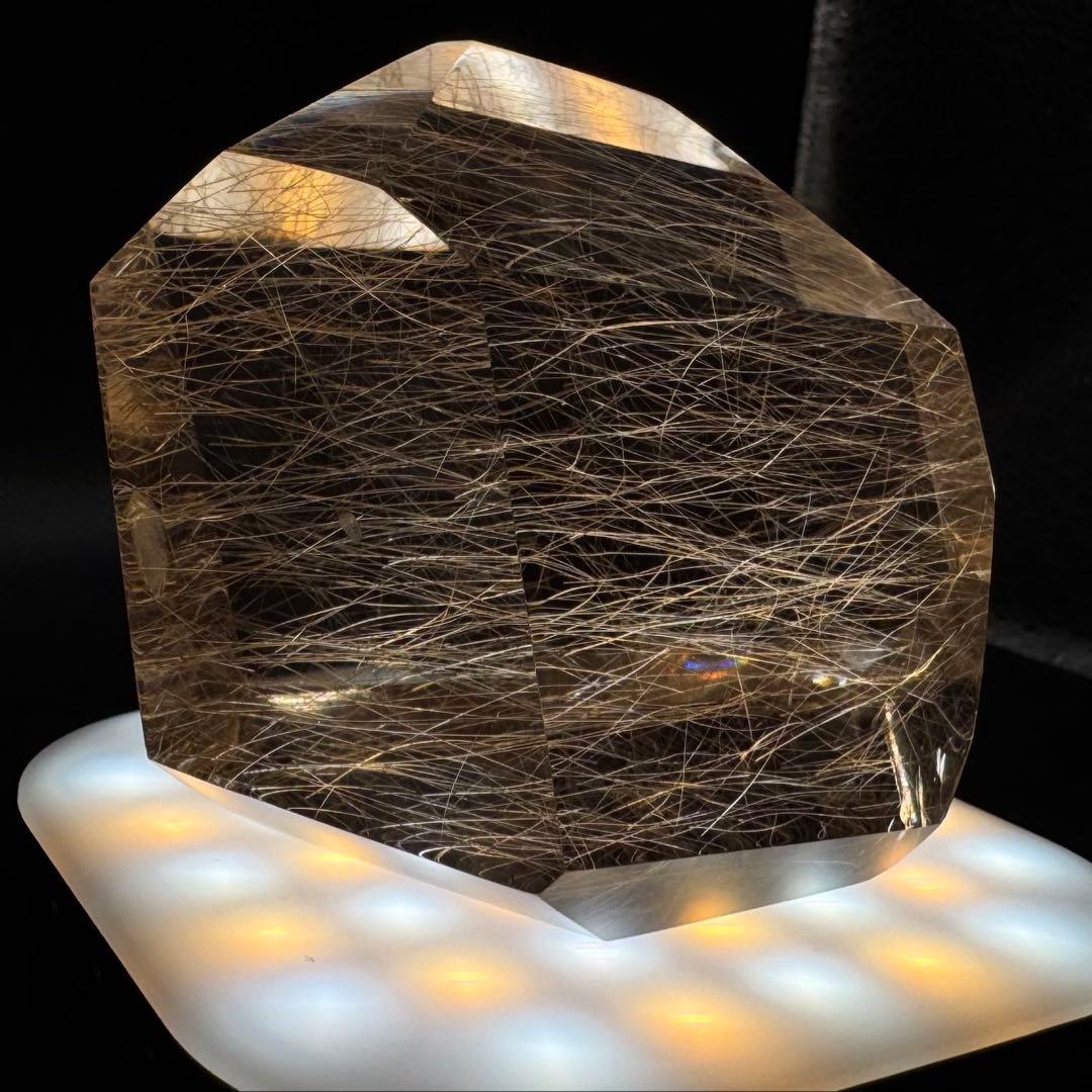 ゴールド〜シルバー ルチルクォーツ 磨き石 マニハール産