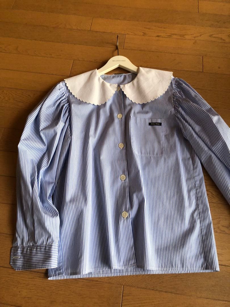 ストライプ柄長袖ブラウス