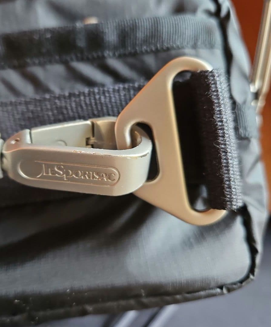 レスポートサック ボディバッグESSENTIAL RECT XBODY 1390