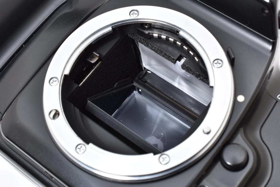 美品 NIKON F-601 オートフォーカス フィルム モルト良好品 H154