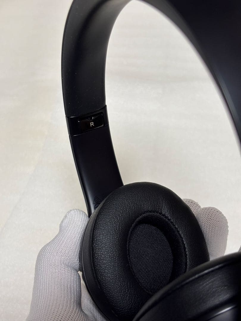 Beats Solo3 ワイヤレスヘッドホン ブラック