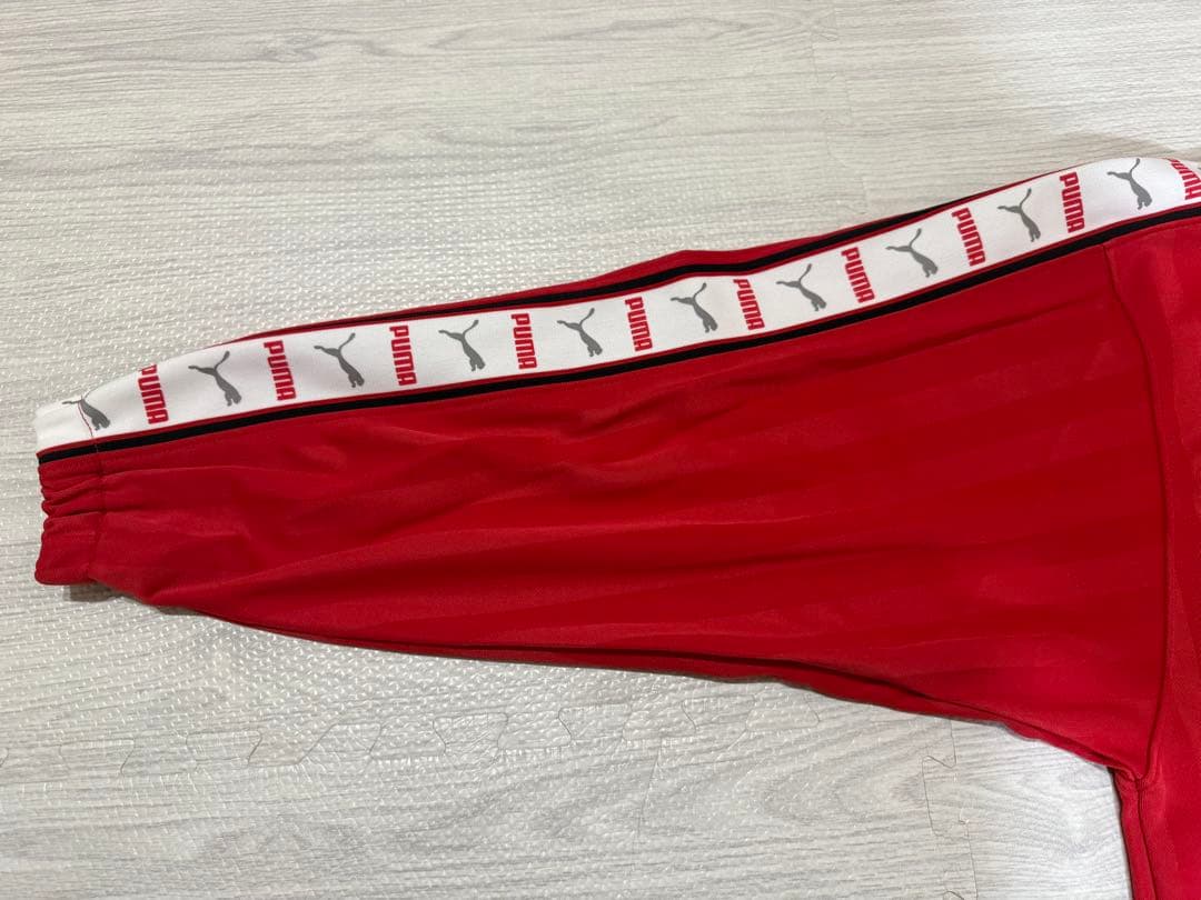 【新品未使用】PUMA プーマ M ジャージ上下セット 赤 タグ付き 送料無料