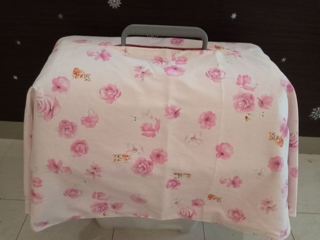 クレートカバーМ　花と猫ピンク系